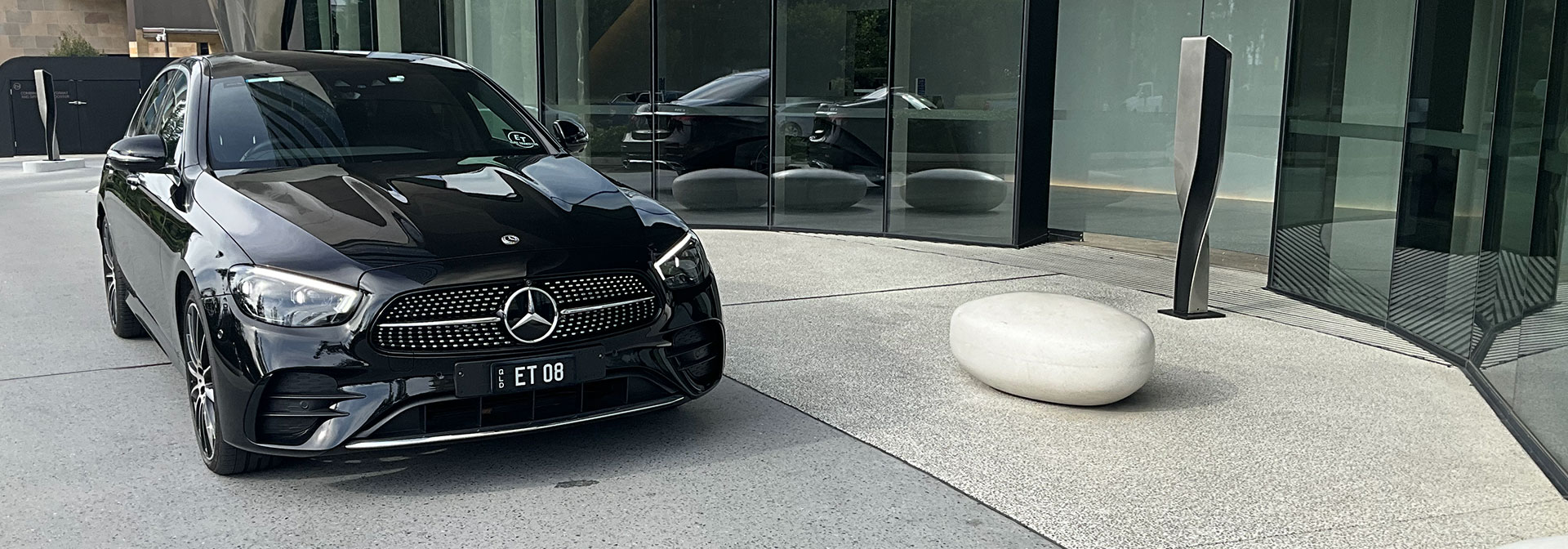 Elite Transfers Gold Coast Mercedes driver